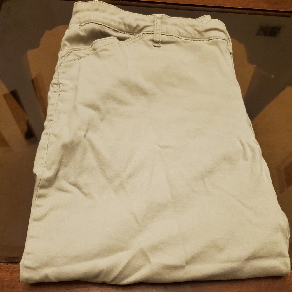 Women's Capris